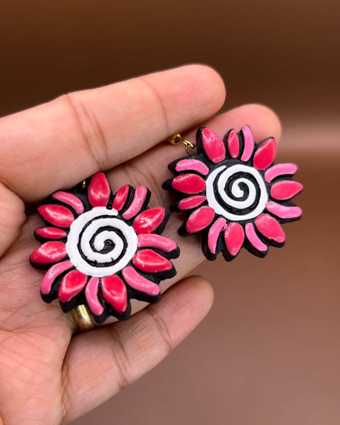 Handcrafted Floral Terracotta Dangle Earrings ET-003