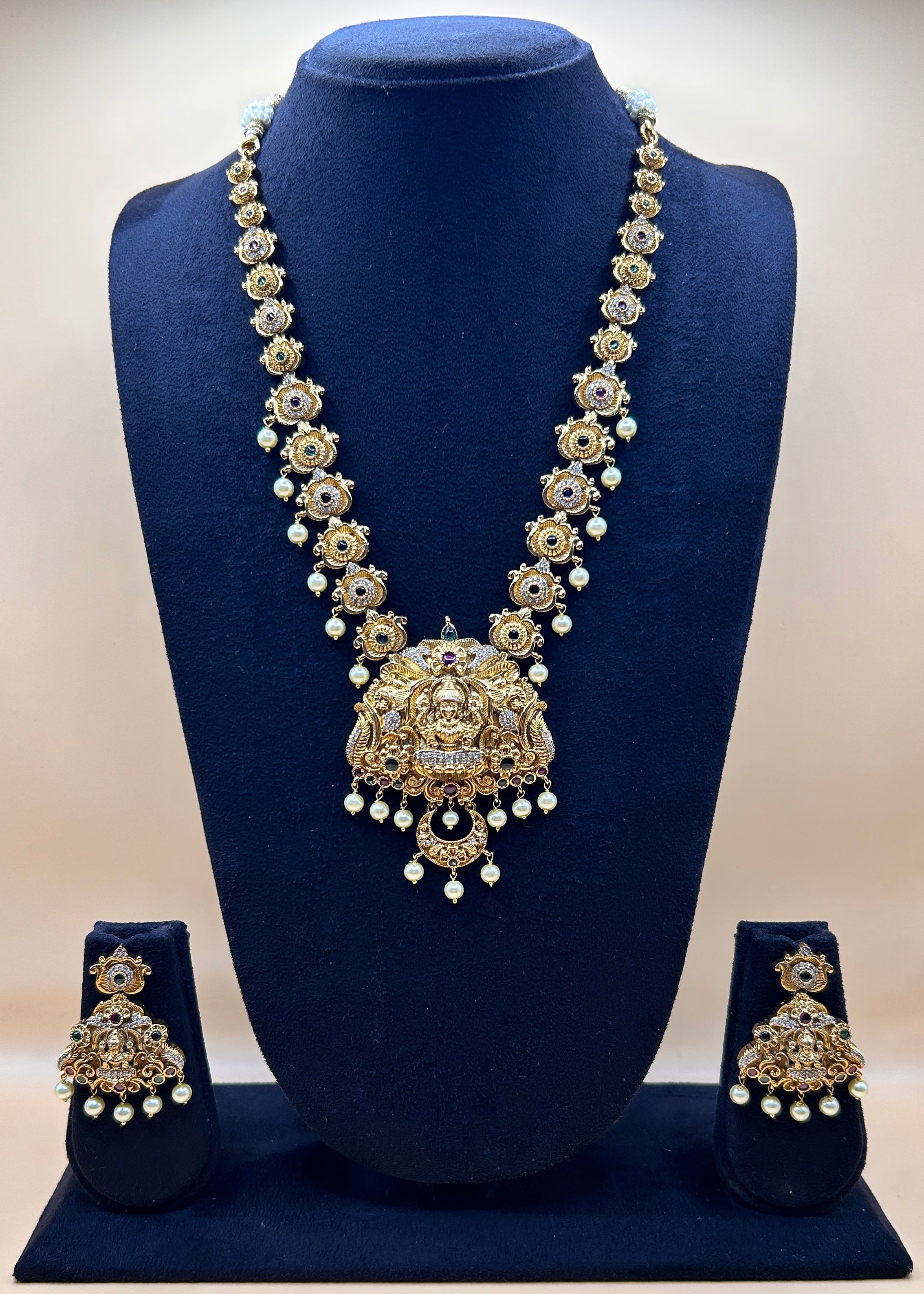 Lakshmi Pearl Heritage Haram NK-003
