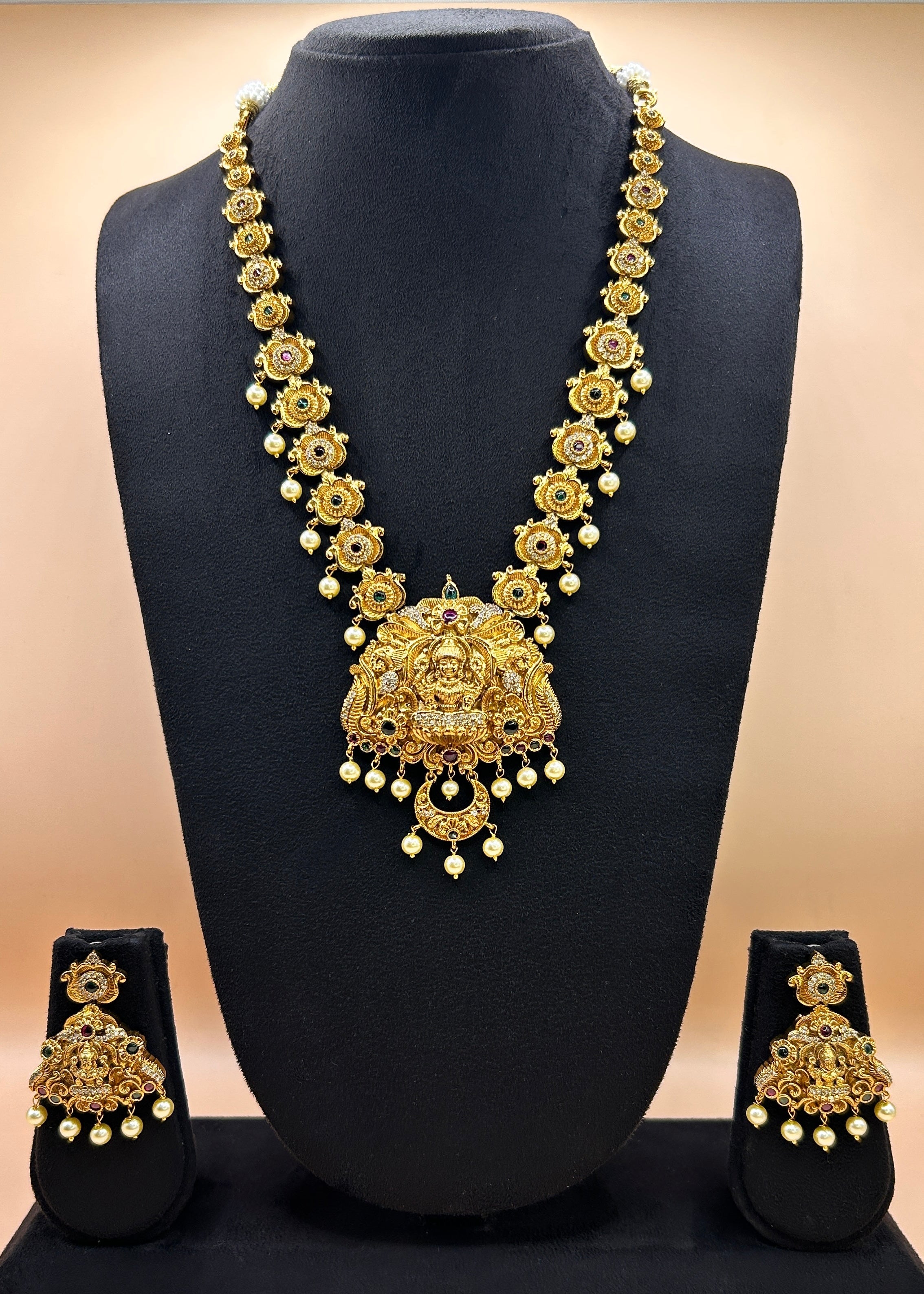 Lakshmi Pearl Heritage Haram NK-003
