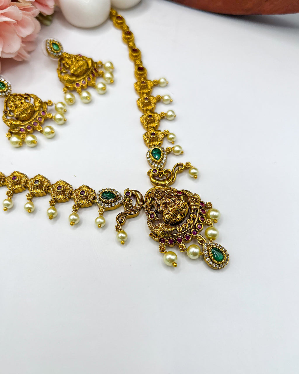 Antique gold Goddess Lakshmi necklace set NK-014