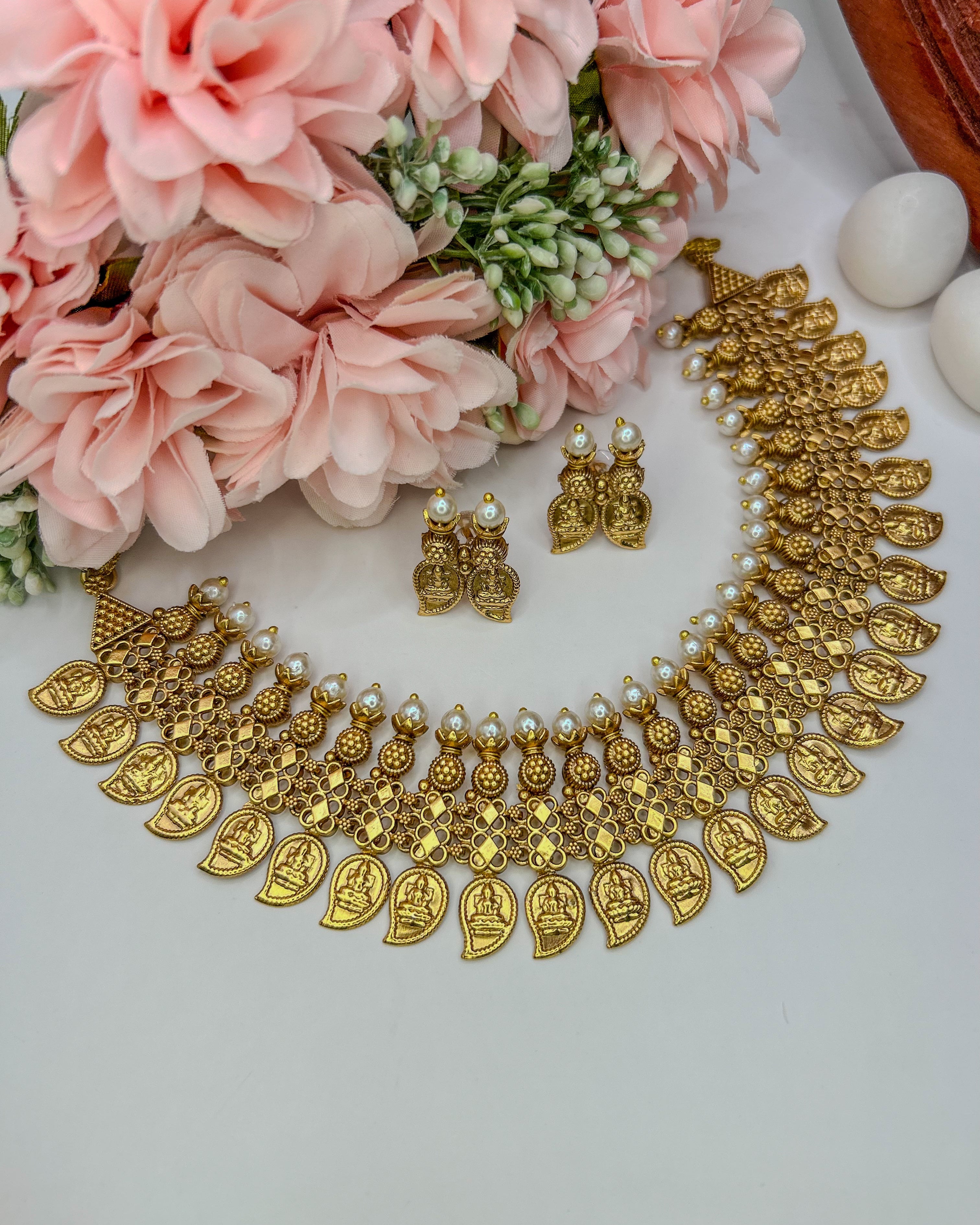 Antique Gold Lakshmi Mango Necklace NK-053